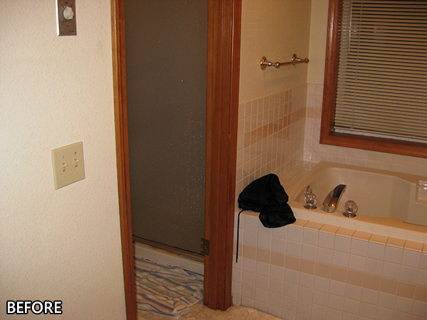 Bathroom Remodel Mukilteo Before Photo 1