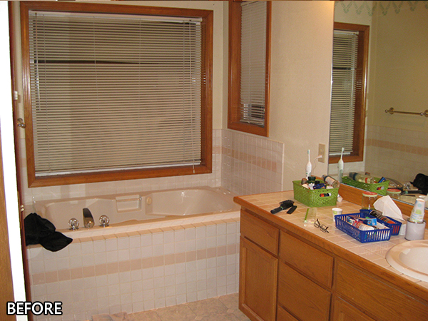 Bathroom Remodel Mukilteo Before Photo 2