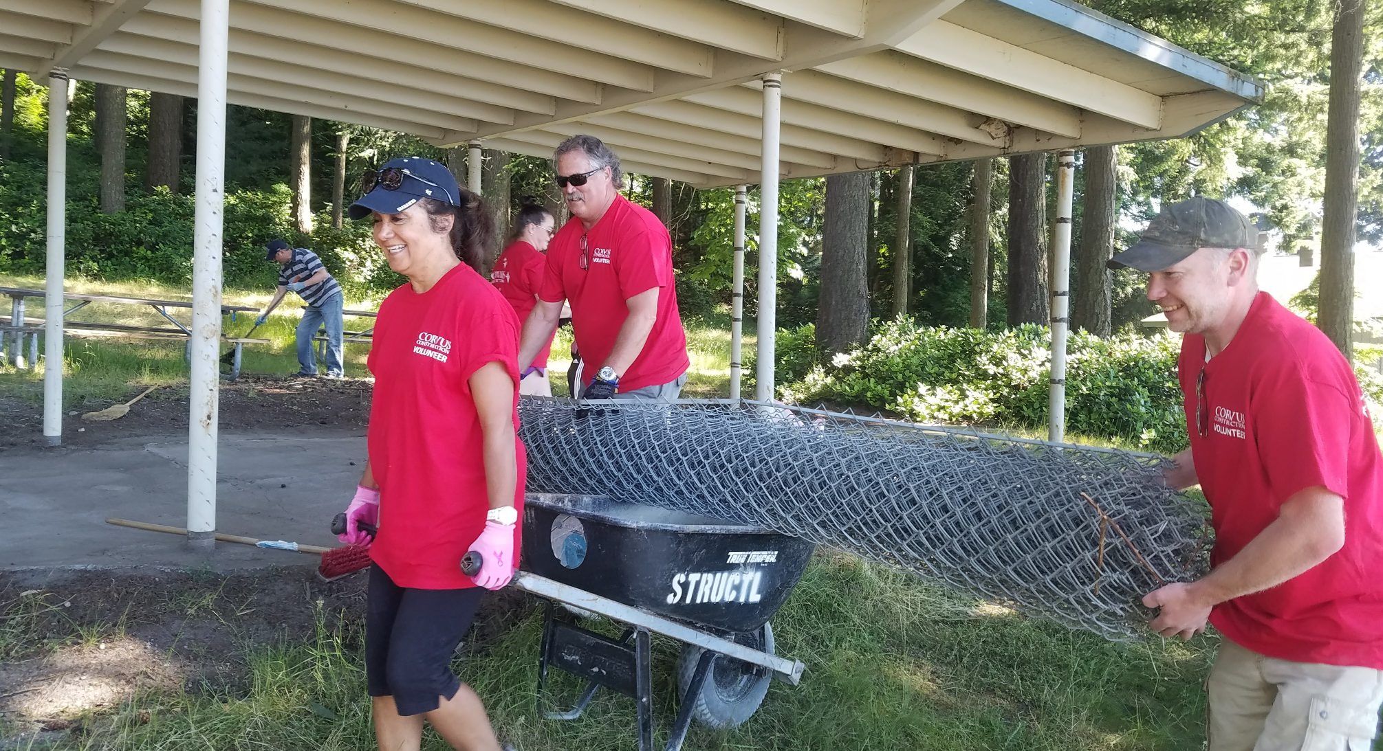 Moving Fencing Silver Lake 2017